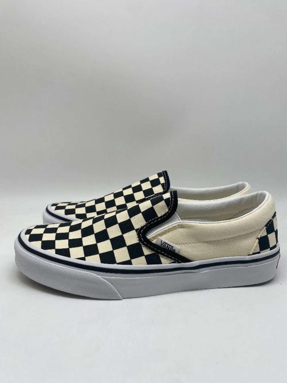 VANS CLASSIC SLIP-ON BLACK/WHITE CHECKERBOARD US MEN SIZE 5.5